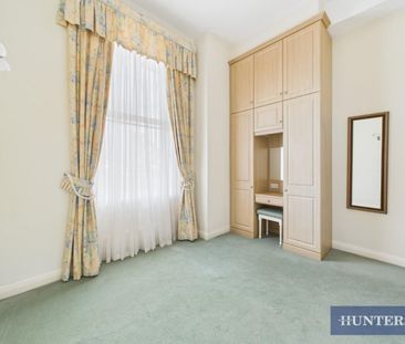 3 bedroom Flat To Let Total Size: 1053 SQ FT - Photo 2