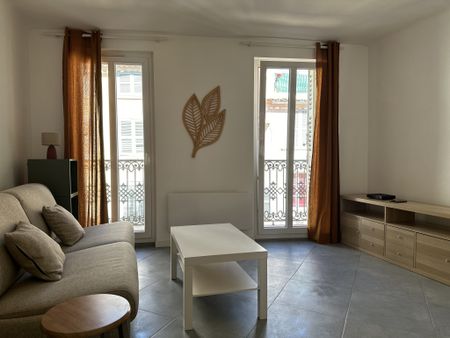 Location Appartement 1 pièce 23m² TOULON 83000 - Photo 2