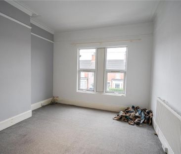 3 bedroom apartment to rent - Photo 3