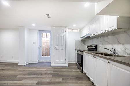 For Lease - 2003 Cedarwood Court, Pickering, Ontario - Photo 4