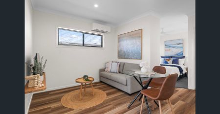 NEAR NEW, FULLY FURNISHED, DESIGNER 1 BEDROOM APARTMENT - Photo 2