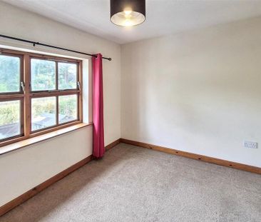 2 bedroom terraced house to rent - Photo 6