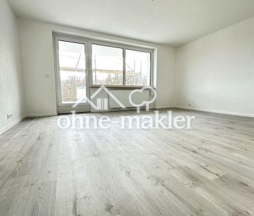 Erstbezug nach Kernsanierung 2,5 Zim.-Wohnung am See mit Balkon in ... - Photo 1