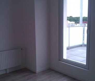 Location Appartement 2 pièces 41m² LA CHAPELLE SUR ERDRE 44240 - Photo 2