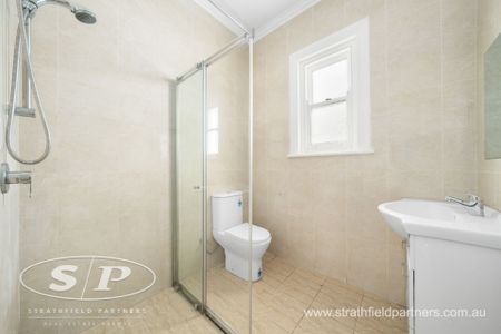 Three bedroom house for lease - Photo 5