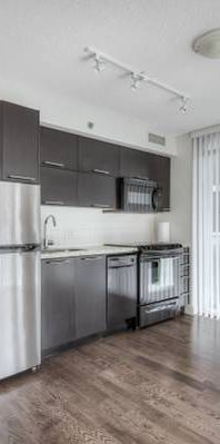 21 NELSON ST. #626 - STUNNING 1BED/1BATH CORNER UNIT IN PRIME LOCATION - Photo 1