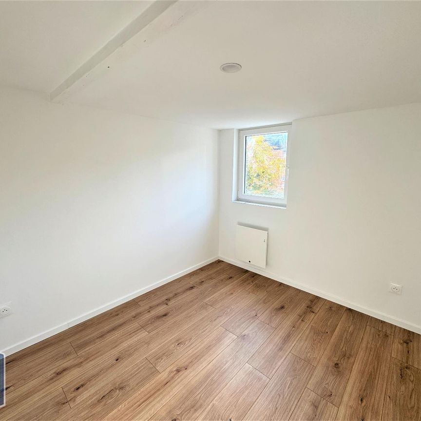 Location Appartement 1 pièce 31m² LILLE 59000 - Photo 1