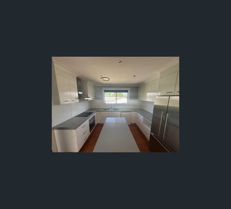 6 Mirool Street, Tamworth, NSW 2340 - Photo 2