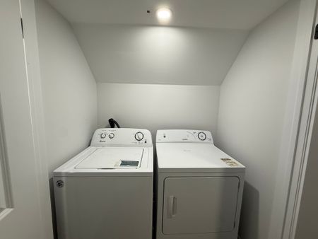 For Lease - 5582 Meadowcrest Avenue, Mississauga, Ontario - Photo 5