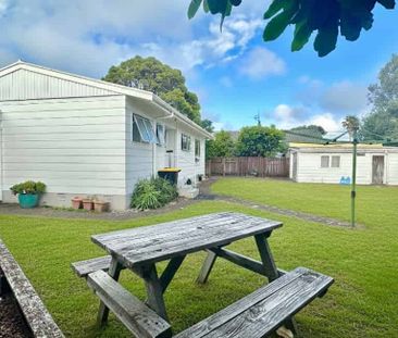 Charming Coastal Mount cottage! - Photo 1