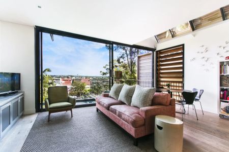 68 Birchgrove Road, Balmain. - Photo 4