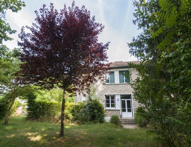 Location Maison 5 pièces 103 m² Issoudun - Photo 1