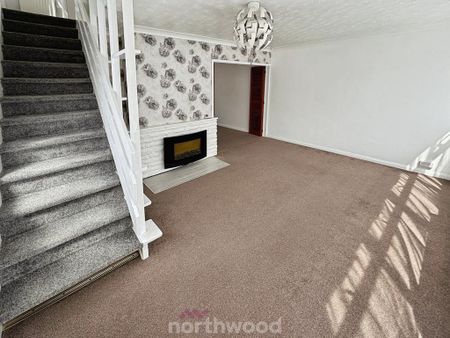 3 bedroom semi-detached house to rent - Photo 2