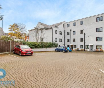 2 bed Flat for Rent - Photo 4