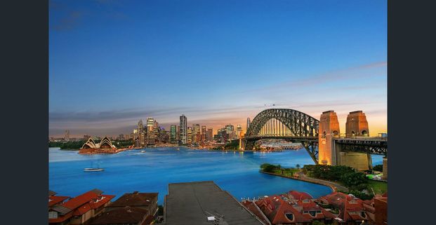 World class harbour bridge and opera house view apartment in Kirribilli - Photo 1