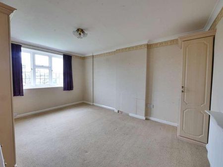 Shepherds Way, Cirencester, GL7 - Photo 3