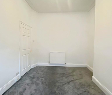 1 bedroom semi-detached house to rent - Photo 2