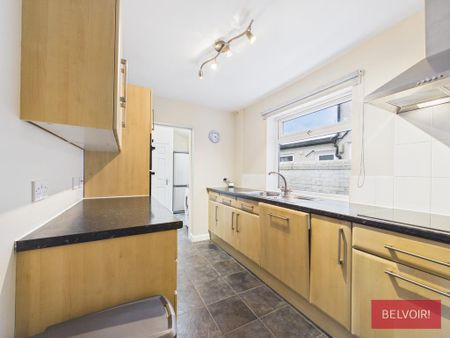 2 bedroom terraced house to rent - Photo 2