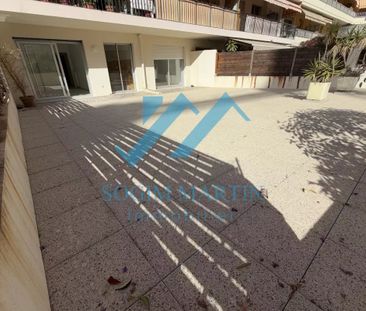 Location vide longue durée Carnolès 2 Pièces avec grande terrasse - Photo 2