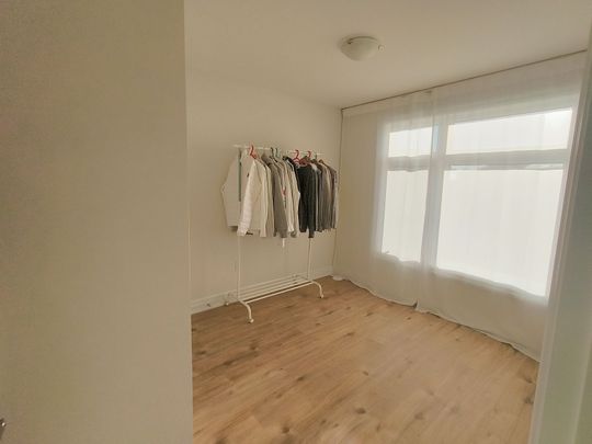 For Lease - 33 Thomas Armstrong Lane, Richmond Hill, Ontario - Photo 1