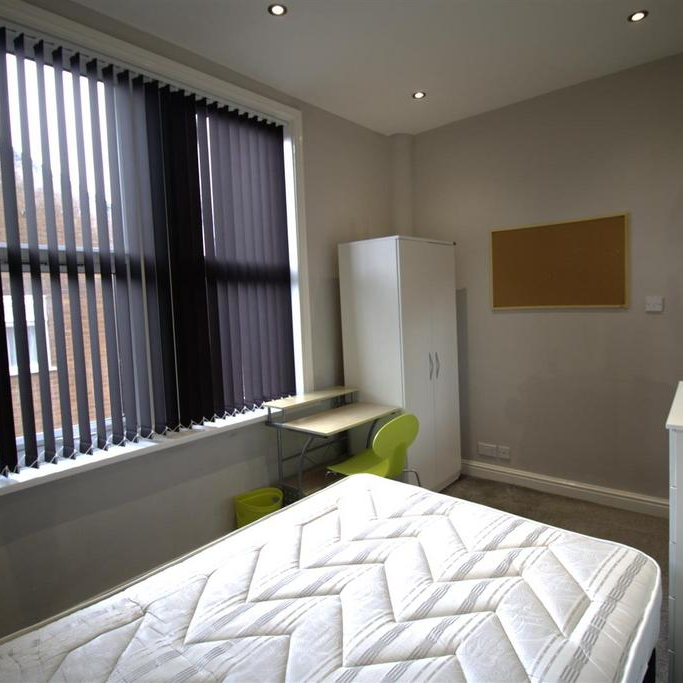 1 bedroom in a house share to rent - Photo 1