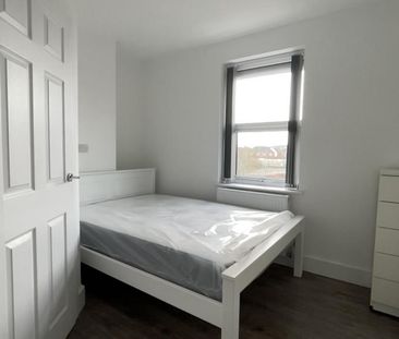 1 bedroom house of multiple occupation to rent - Photo 4