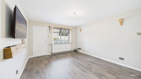 2 bedroom semi-detached house to rent - Photo 2