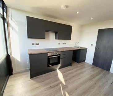 2 bedroom flat to rent - Photo 4