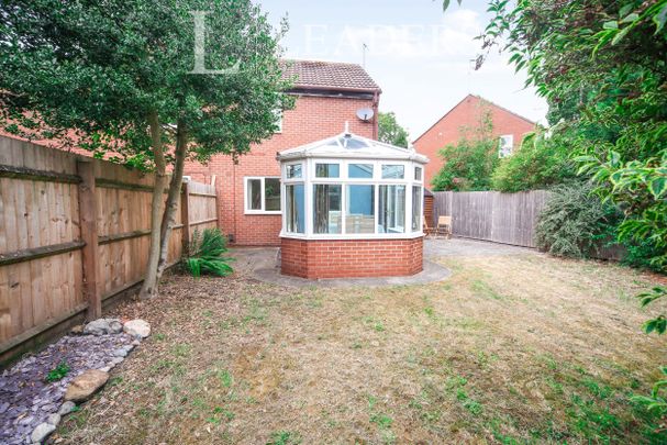 2 bedroom house to rent Brakesmead, Leamington Spa, CV31 - Photo 1