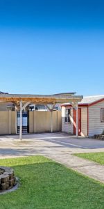 23 Kurrawa Avenue, Point Clare. - Photo 3