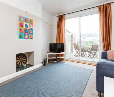 3 bedroom semi-detached house to rent - Photo 3