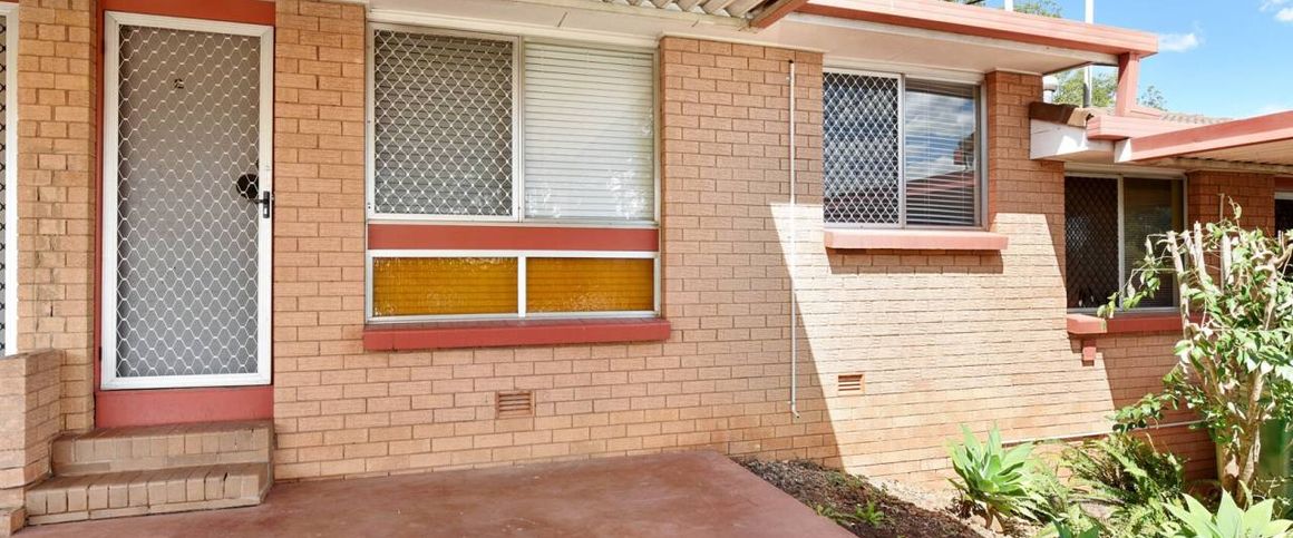 Well-Maintained 1-Bed Unit in Sought-After Position - Photo 1