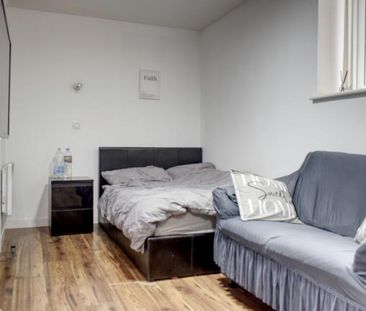 Studio to rent - Photo 4