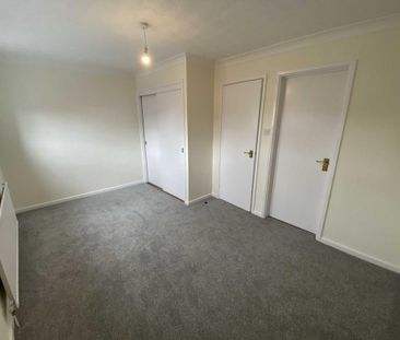 2 bedroom end of terrace house to rent - Photo 1