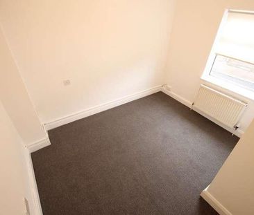 Charlton Place, Leeds, West Yorkshire, LS9 - Photo 5