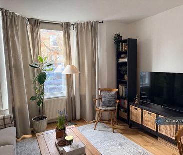 2 bedroom maisonette to rent - Photo 4