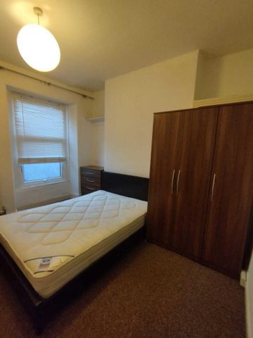 5 bedroom house share to rent - Photo 3