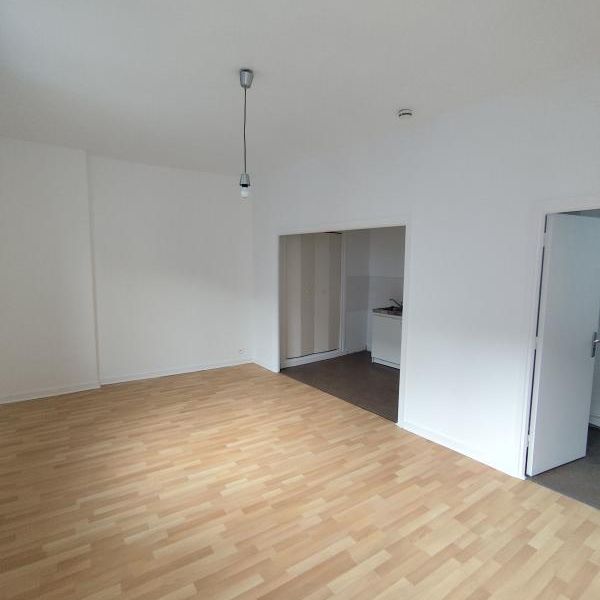 Location Appartement 1 pièce 30m² BREST 29200 - Photo 1