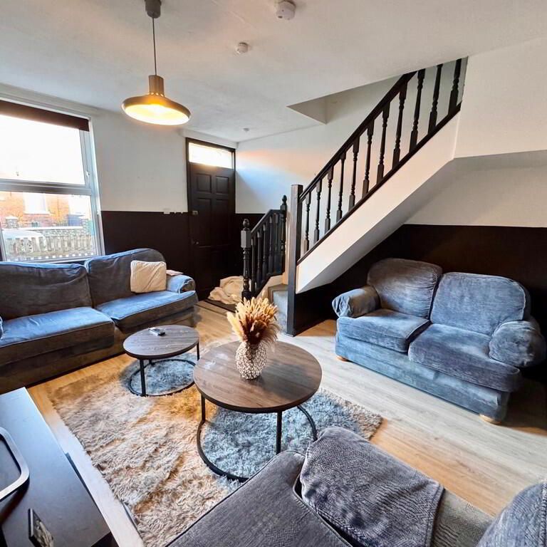 52 Olympia Drive, Belfast, BT12 6NH - Photo 1