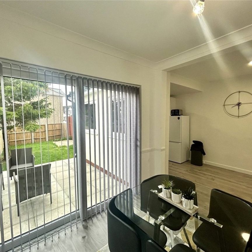 3 Bed Terraced House, Batsford Road, CV6 - Photo 1