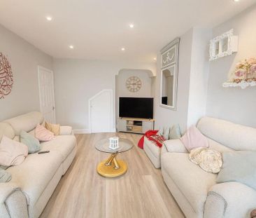 4 bedroom house to rent - Photo 2