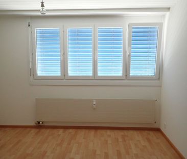 Helle Dachwohnung an ruhiger Lage! - Photo 2