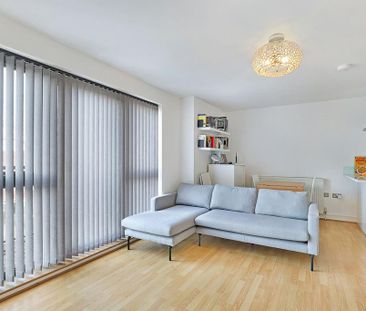 3 bedroom apartment to rent - Photo 2