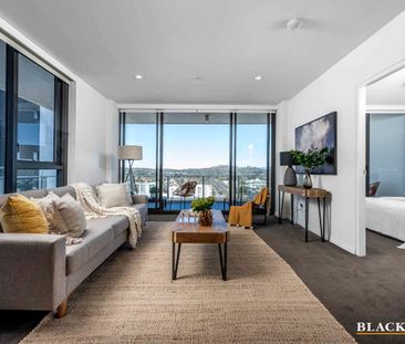 Stunning 18th-floor views! - Photo 4