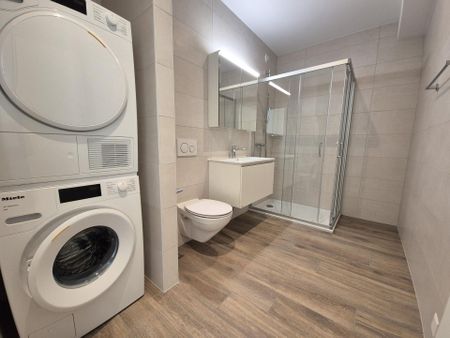 Berges 2 – Appartement 2.5 pièces en rez-de-chaussée - Photo 2