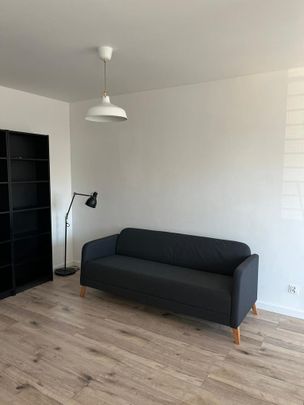 Tenisowa, 2 pokojowe, 2 piętro winda, balkon - Photo 1