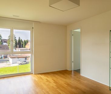 Moderne 3.5 Zimmer-Wohnung mit viel Platz - Photo 4