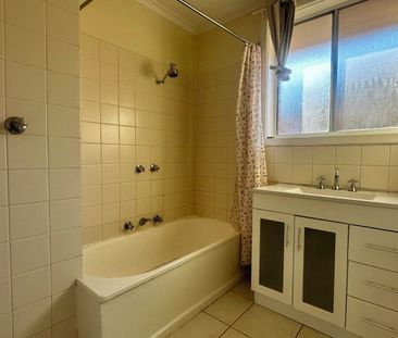 2 Bedroom Unit in Perfect Area - Photo 2