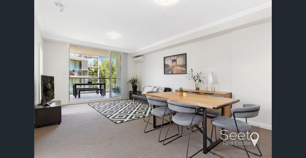 Spacious and Modern 3-Bedroom Apartment with Study, Exceptional Amenities – Conveniently Located Near Everything You Need - Photo 1