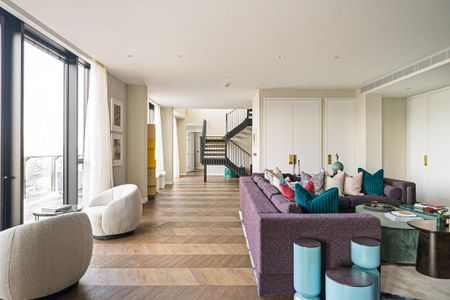 4 bedroom flat to rent - Photo 2